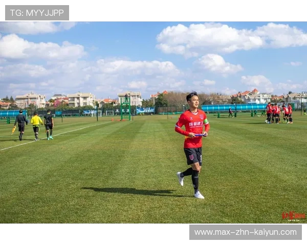 成都俱乐部推出青训补贴计划，基层足球获关注